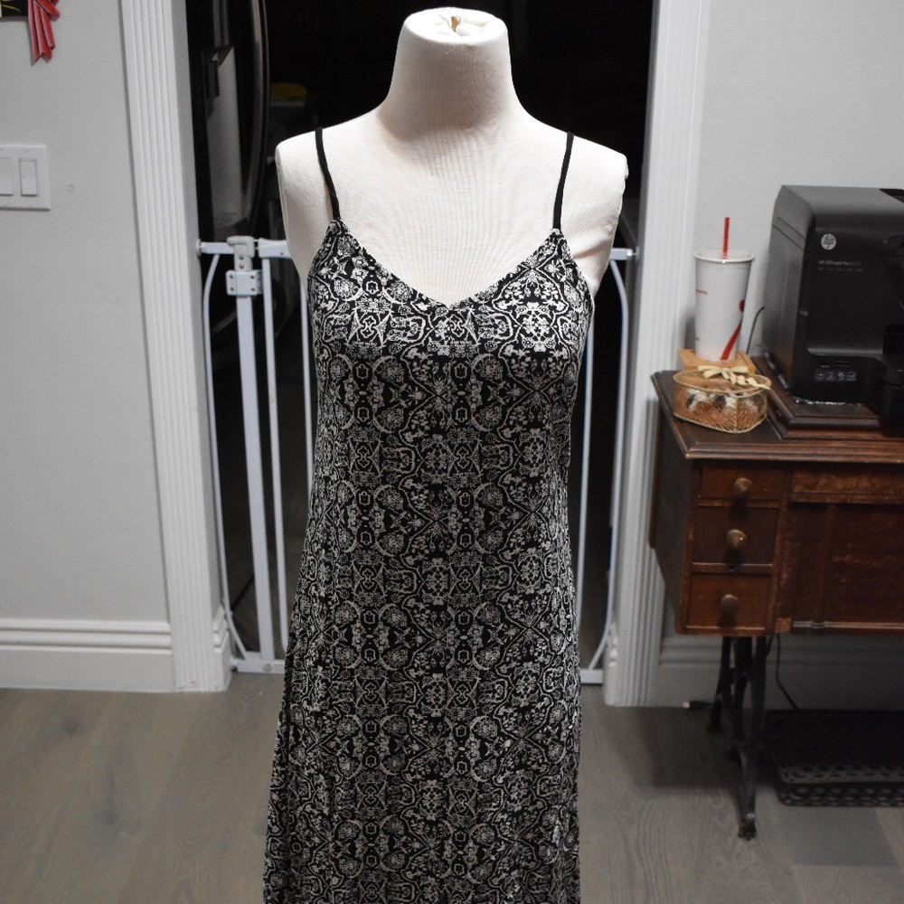 En Creme Tribal Print Maxi Dress